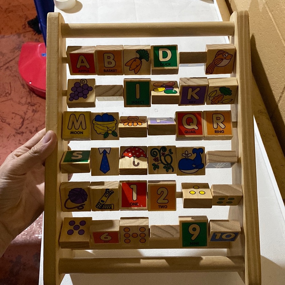 Melissa and Doug toy